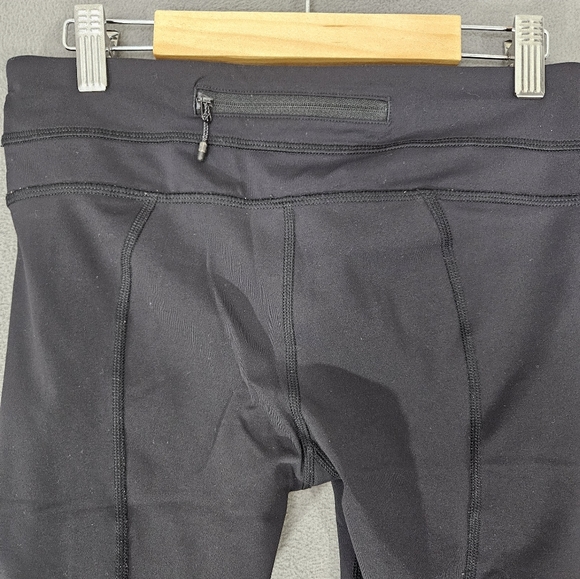 Lululemon Athletic Womens Leggings Size 6 Crop Soild Black Pockets - Picture 6 of 8